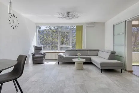 Appartement te koop: van Godewijckstraat 81, Oostendam Hendrik-Ido-Ambacht