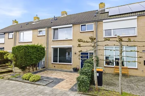 Tussenwoning te koop: Van Hallstraat 89, Paauwenburg Zuidoost Vlissingen