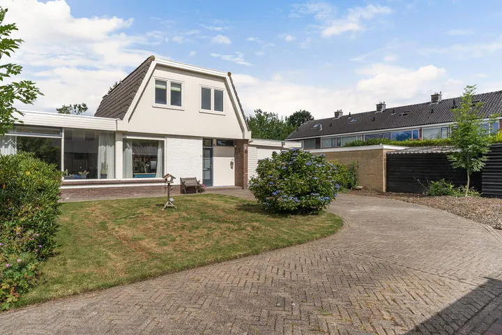 Hoekwoning te koop: VAN HARINXMASTRJITTE 8, Kootstertille