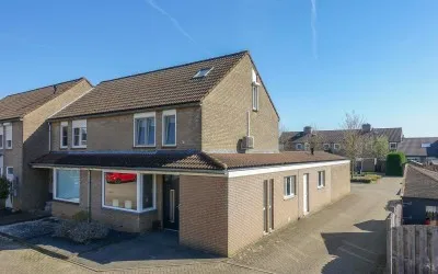 Hoekwoning te koop: van Hatzfeldtstraat 9, Meerlo Meerlo