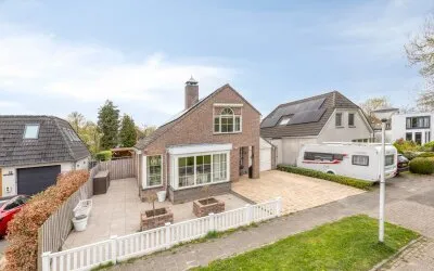 Vrijstaande woning te koop: van Heijnsbergenstraat 13, Stiphout-Dorp Helmond