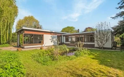 Vrijstaande woning te koop: van Hogendorplaan 11, Maasdam Woonkern Maasdam