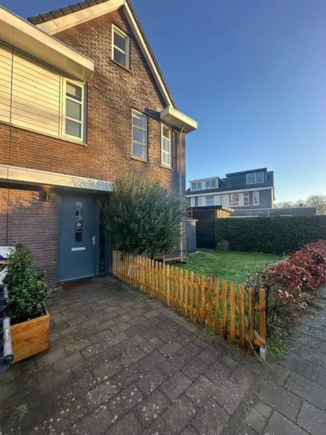 Hoekwoning te huur: van Hogendorplaan 32, Tuindorp Keverdijk Naarden