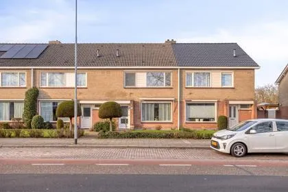 Tussenwoning te koop: Van Hogendorpplein 45, Hoogeind Goirle