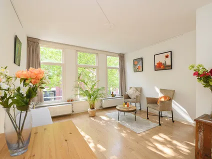 Studio te koop: Van Hogendorpstraat 82-1, Amsterdam