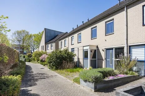 Tussenwoning te koop: van Hoornlaan 100, Ooyerhoek Zutphen