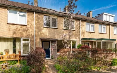 Tussenwoning te koop: van Kinsbergenlaan 30, Eemdal-Noord Baarn