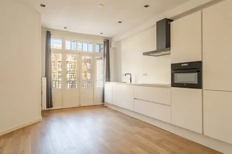 Appartement te koop: Van Kinsbergenstraat 22-2, Kortenaerkwartier Amsterdam