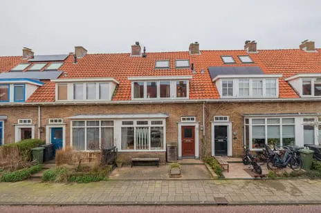 Tussenwoning te koop: Van Kinsbergenstraat 29, Zeeheldenbuurt Haarlem