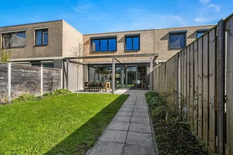 Tussenwoning te koop: Van Kleffenslaan 91, Middelburg