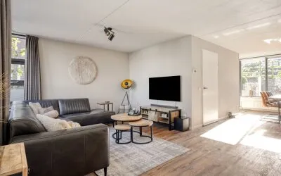 Tussenwoning te koop: Van Leeuwenhoeklaan 186, Roosendaal