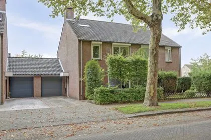 Koopwoning: Van Leeuwenhoeklaan 52 in Vlijmen - €575.000 - 153m²