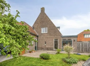 Tussenwoning te koop: Van Leeuwenhoekstraat 122, Johannes Geradtswegbuurt Hilversum