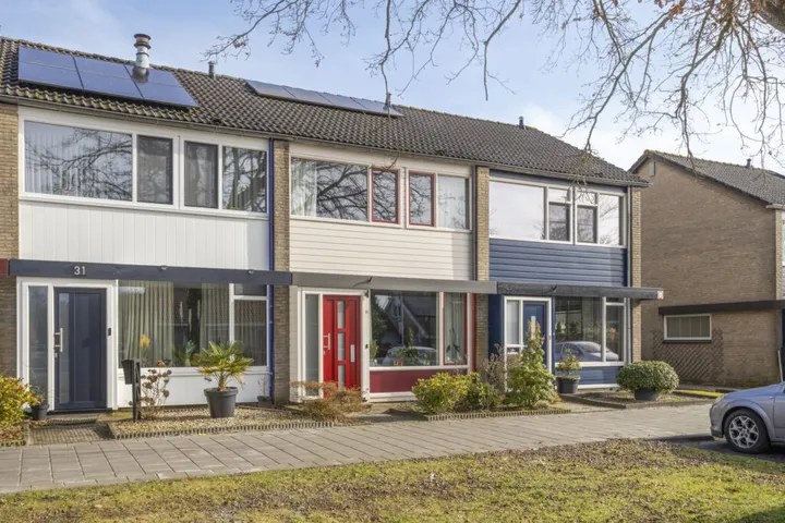 Tussenwoning te koop: van Limburg Stirumlaan 33, Gorecht-West Hoogezand