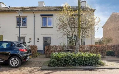 Twee-onder-één-kap te koop: Van Loëstraat 33, Gemert-Centrum Gemert