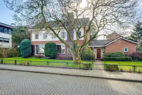 Vrijstaande woning te koop: van Lutterveltplein 2, Lochem-Oost Lochem