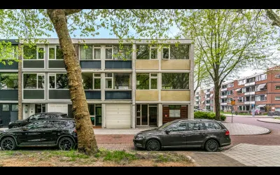 Hoekwoning te koop: Van Nijenrodeweg 917, Amsterdam