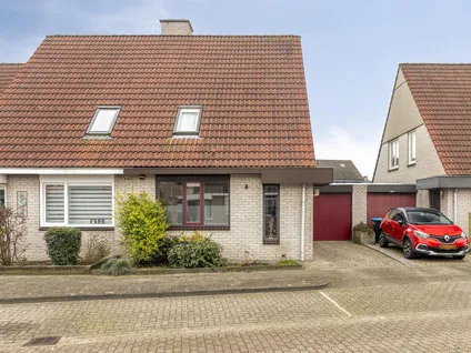 Tussenwoning te koop: Van Nispenstraat 28, Welberg Steenbergen
