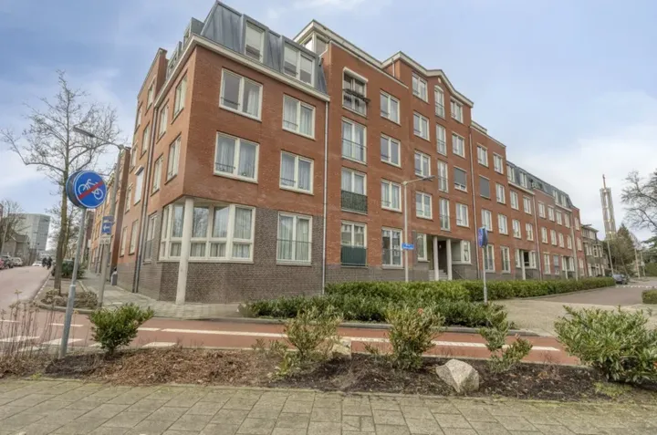 Appartement te koop: Van Oldenbarneveldtstraat 15-10, Arnhemse Broek Arnhem