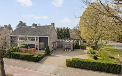 Hoekwoning te koop: van Oldenbarneveltlaan 20, Eindhoven