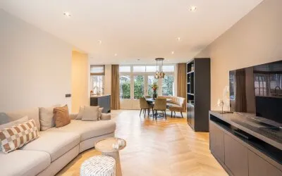 Tussenwoning te koop: Van Ostadelaan 6, Schildersbuurt Schiedam