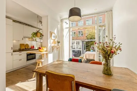 Studio te koop: Van Ostadestraat 306H, Van der Helstpleinbuurt Amsterdam