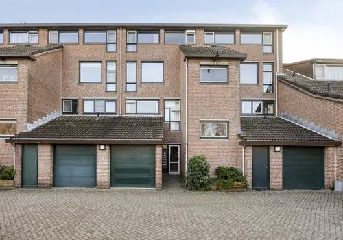 Appartement te koop: Van Oudshoornhove 14, Zoetermeer