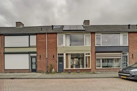 Tussenwoning te koop: Van Polanenstraat 15, Steenbergen-Zuid Steenbergen (Nb)