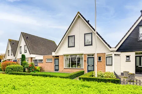 Tussenwoning te koop: van Randwijklaan 55, Welgelegen Werkendam
