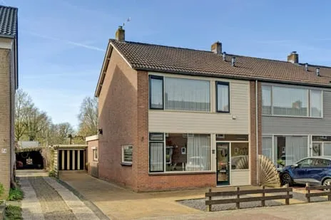 Hoekwoning te koop: van Reedeweg 72, Renswoude