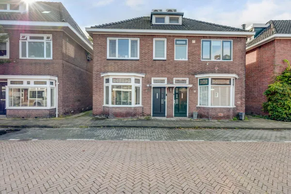 Koopwoning: Van Riebeekstraat 104 in Enschede - €398.000 - 111m²
