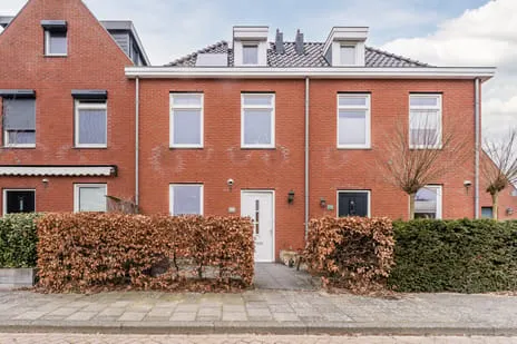 Tussenwoning te koop: van Riemsdijklaan 123, Hoogdorp Beverwijk
