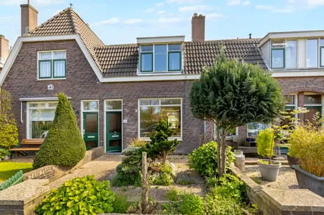 Tussenwoning te koop: van Ruysdaellaan 134, 't Lien zuid Leidschendam