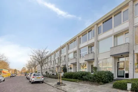 Appartement te koop: van Ruysdaellaan 32, Raadhuiskwartier Leidschendam