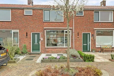 Tussenwoning te koop: van Ruysdaelstraat 4, Hazerswoude-Dorp-Oost Hazerswoude-Dorp