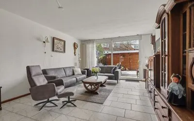 Tussenwoning te koop: van Scorel 9, Monster