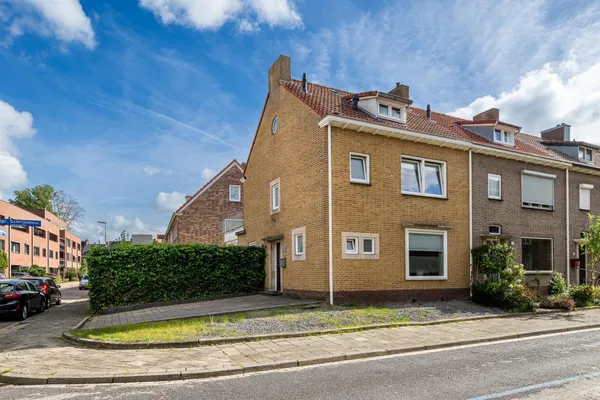 Koopwoning: Van Sonsbeeckstraat 15 in Heerlen - €395.000 - 126m²