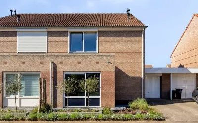Tussenwoning te koop: Van Sonsveldstraat 7, De Risselt Horst