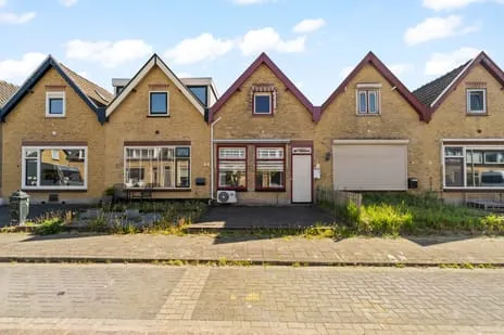 Tussenwoning te koop: Van Speykstraat 62, Zeeheldenbuurt-west Capelle Aan Den Ijssel