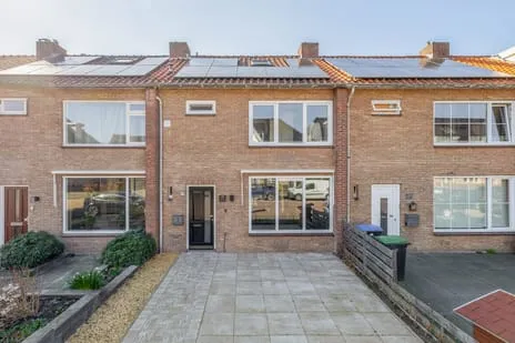 Tussenwoning te koop: van Speykstraat 73, Zeeheldenbuurt Lisse