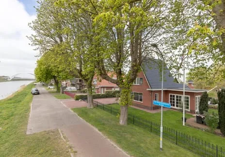 Vrijstaande woning te koop: van Starkenborghkan Nz 11, Noordhorn Noordhorn