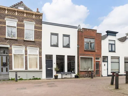 Tussenwoning te koop: van Strijenstraat 22, Nieuwe Park Oost Gouda