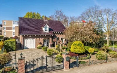 Vrijstaande woning te koop: van Swietenstraat 2, Withuis Venlo