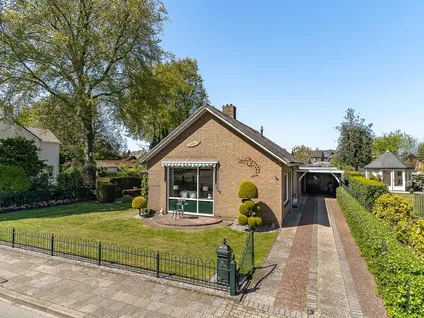 Vrijstaande woning te koop: van Sytzamalaan 20, Oldebroek Oldebroek