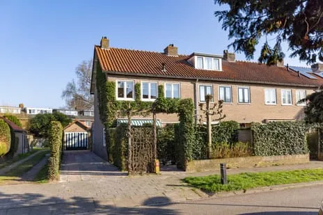 Hoekwoning te koop: van Tienhovenlaan 17, Naarden