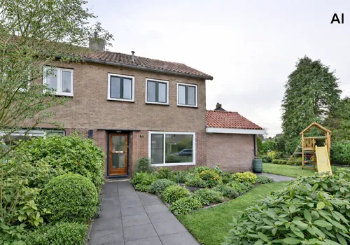 Hoekwoning te koop: van Tienhovenlaan 19, Naarden