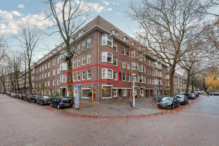 Appartement te koop: Van Tuyll van Serooskerkenweg 1-1, Van Tuyllbuurt Amsterdam