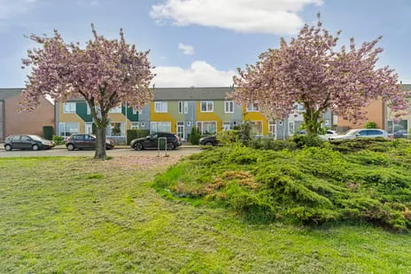 Tussenwoning te koop: Van Tuyllplein 17, De Ooi Doesburg