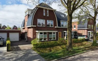 Twee-onder-één-kap te koop: Van Tuyllstraat 56, Lient e.o. Hooglanderveen