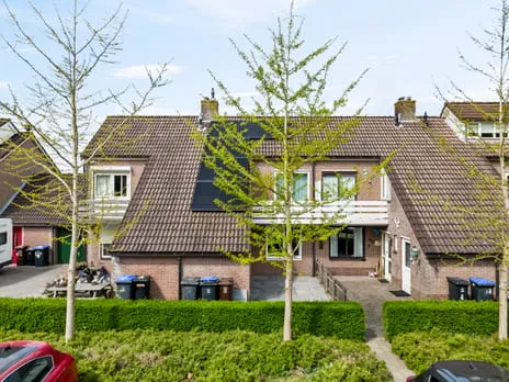 Tussenwoning te koop: Van Vianenhof 6, Jaarsveld Jaarsveld